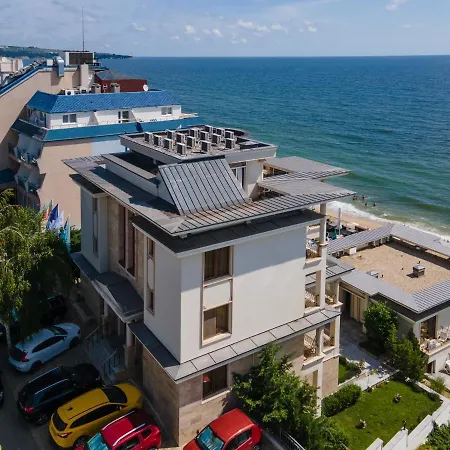 Paraiso Theopolis Обзор