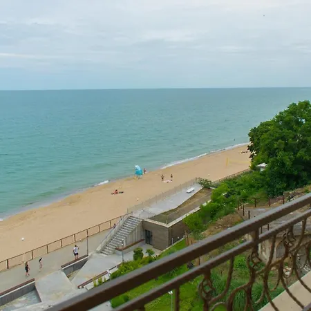 Paraiso Theopolis 3* 오브조르