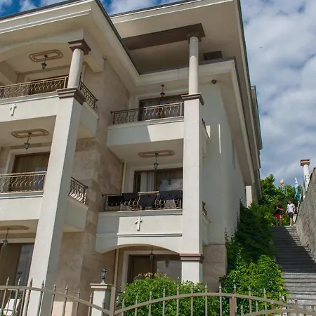 Отель Paraiso Theopolis 3*