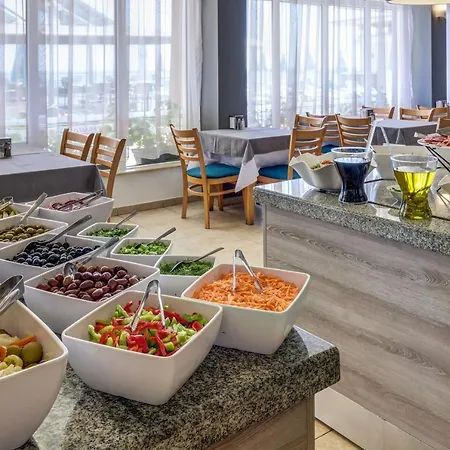 Paraiso Theopolis ホテル オブゾー