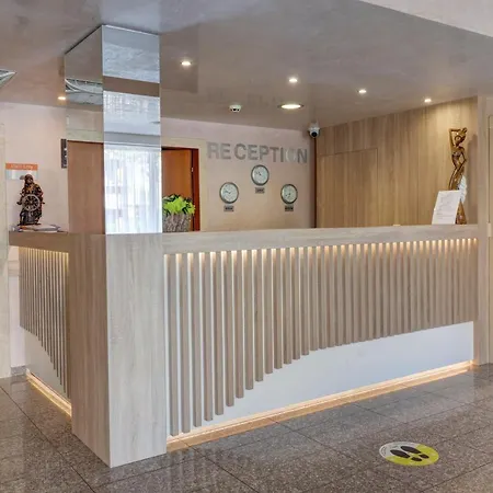 Paraiso Theopolis 3*