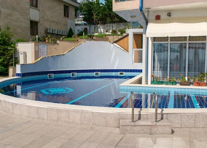 Paraiso Theopolis 3* 奥布佐尔