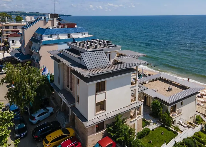 Paraiso Theopolis 奥布佐尔