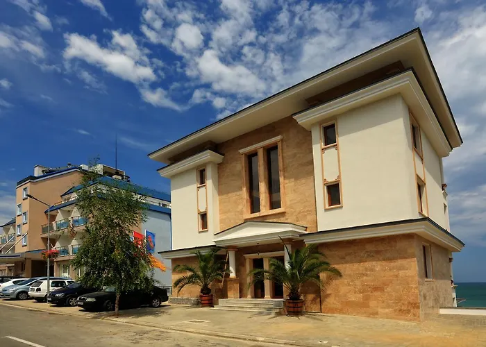 Paraiso Theopolis 奥布佐尔