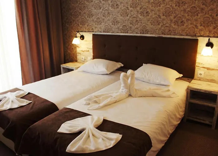 酒店 Paraiso Theopolis 3*